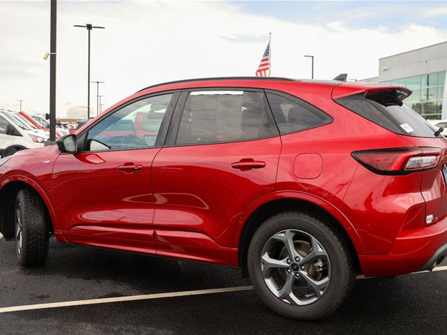 Certified 2024 Ford Escape ST-Line AWD/4WD image 18