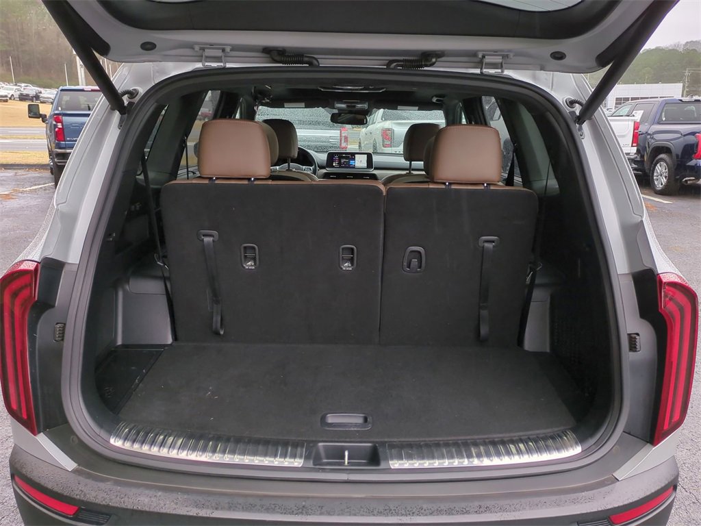 Used 2022 Kia Telluride SX w/ SX Prestige Package image 13