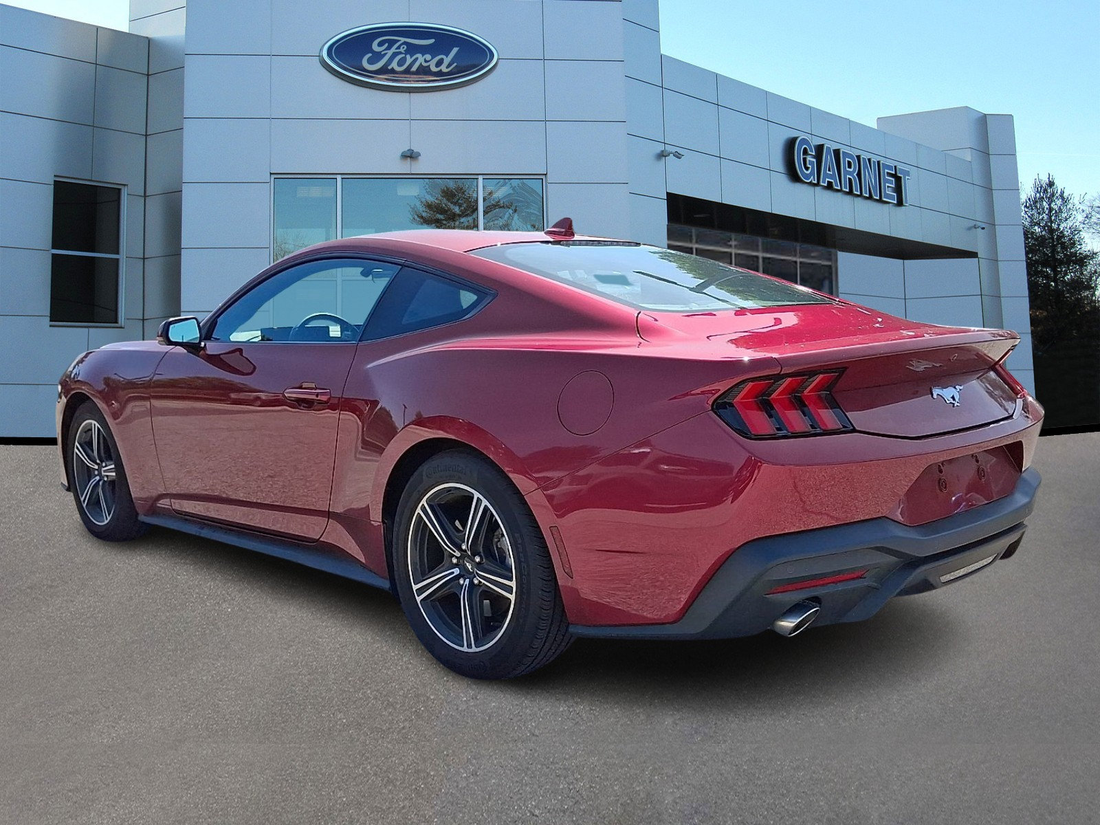 Certified 2025 Ford Mustang Coupe RWD image 5