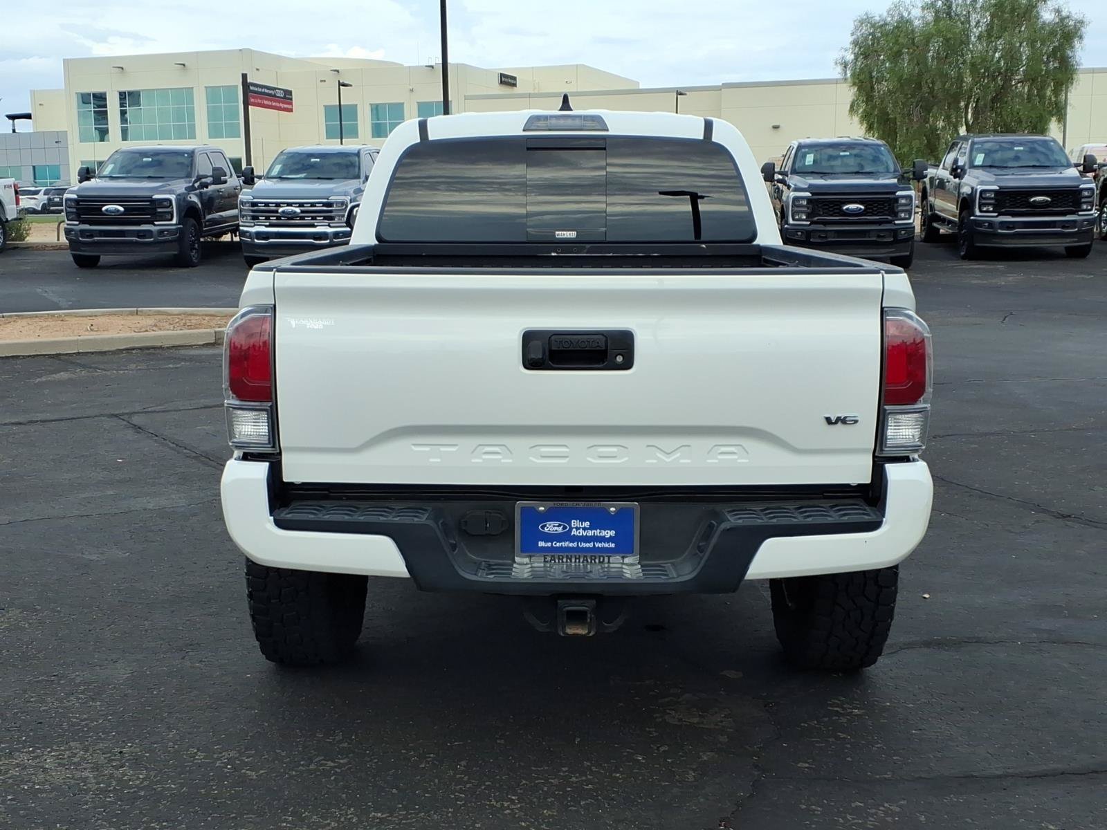 Used 2023 Toyota Tacoma TRD Sport AWD/4WD image 5