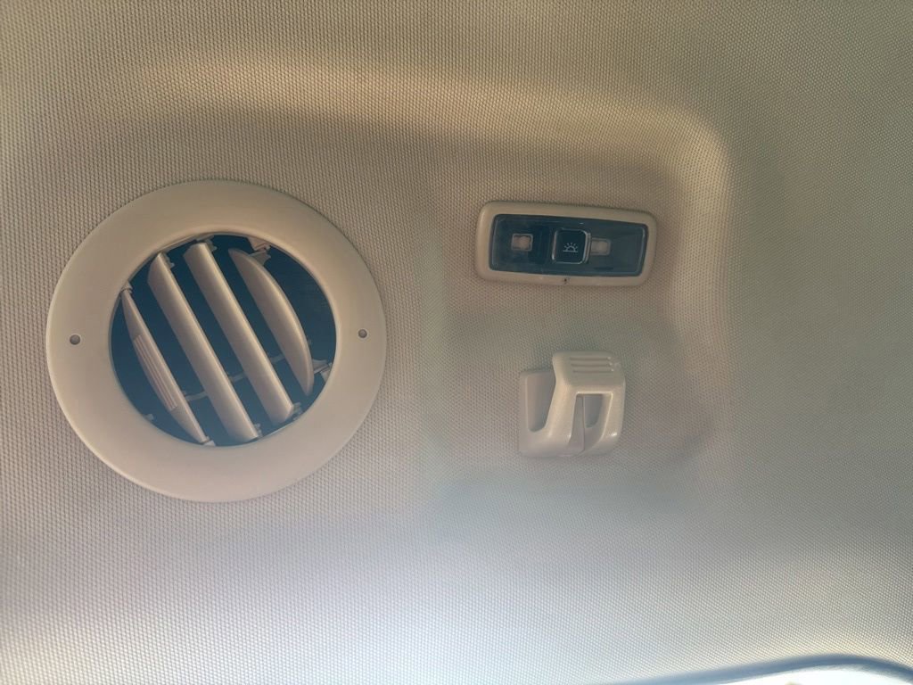 Certified 2024 Ford Explorer XLT w/ Equipment Group 202A image 25