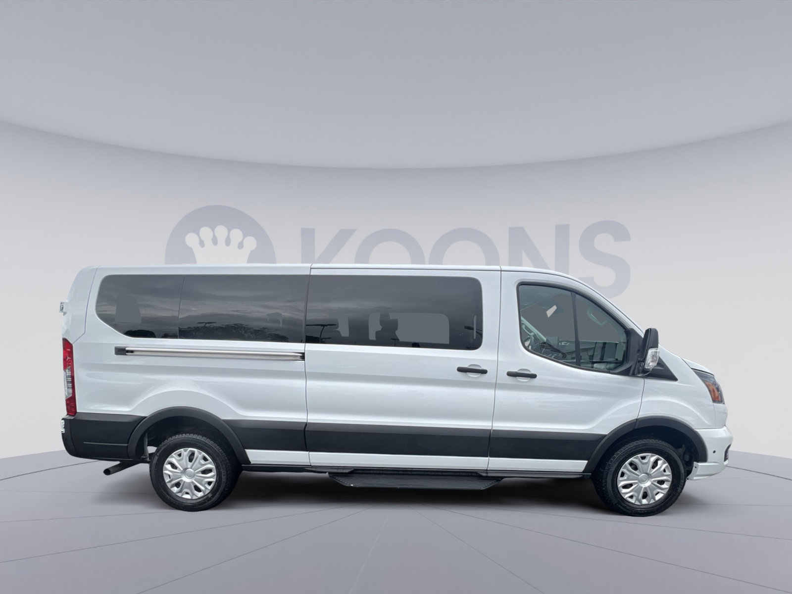 Certified 2025 Ford Transit 350 XLT RWD image 12