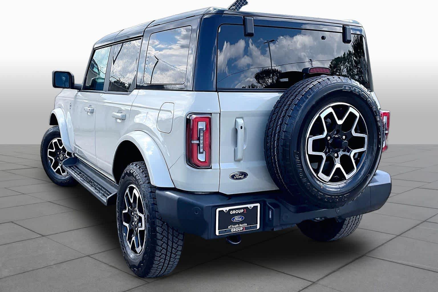 Certified 2025 Ford Bronco Outer Banks AWD/4WD image 6