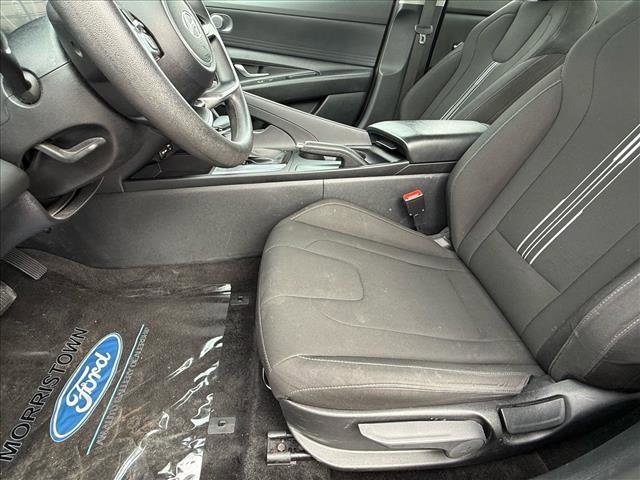 Used 2024 Hyundai Elantra SEL image 15