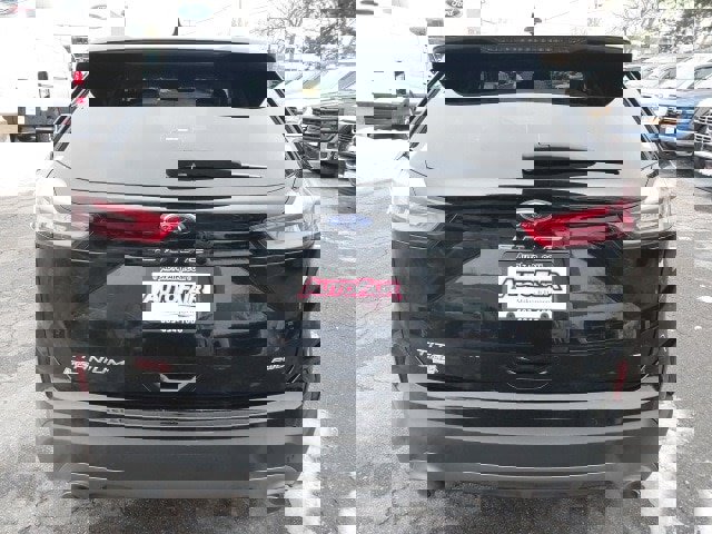 Certified 2024 Ford Edge Titanium image 7