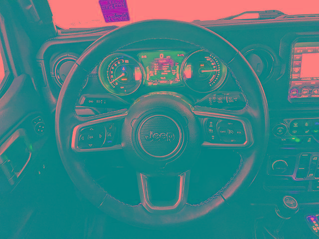 Used 2023 Jeep Wrangler Unlimited Sahara AWD/4WD image 8