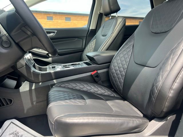 Certified 2024 Ford Edge Titanium w/ Equipment Group 301A AWD/4WD image 20