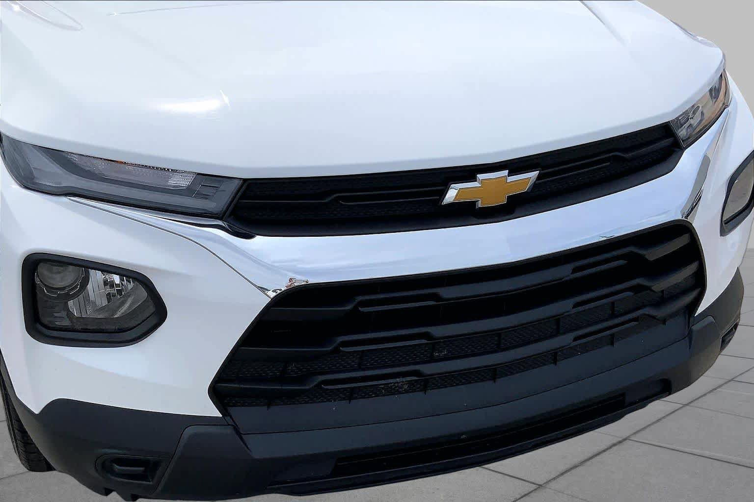 Used 2023 Chevrolet TrailBlazer LS FWD image 28