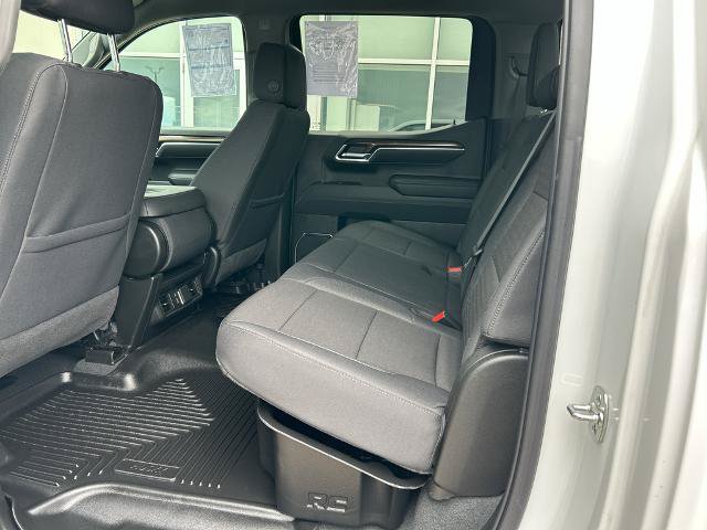 Used 2025 Chevrolet Silverado 1500 RST AWD/4WD image 26