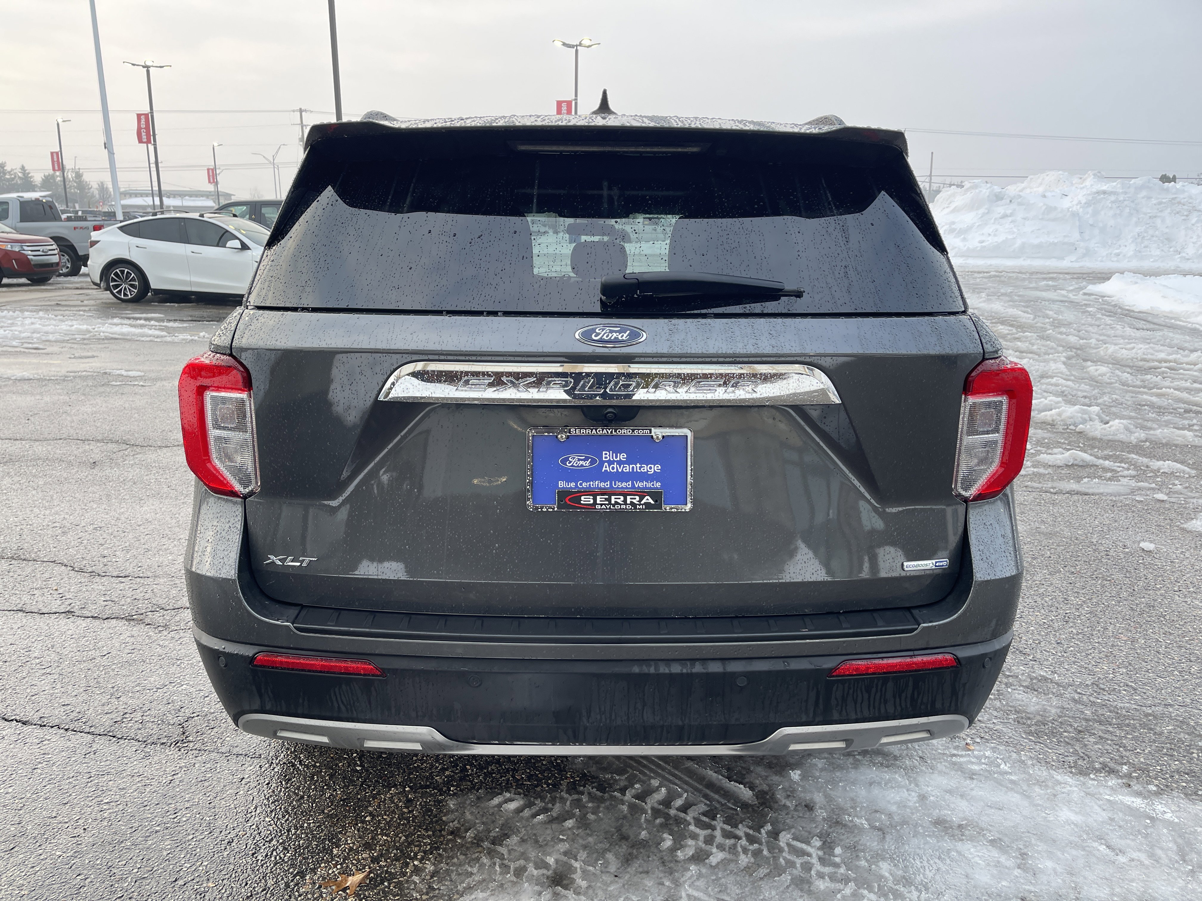 Certified 2020 Ford Explorer XLT w/ Equipment Group 202A image 4