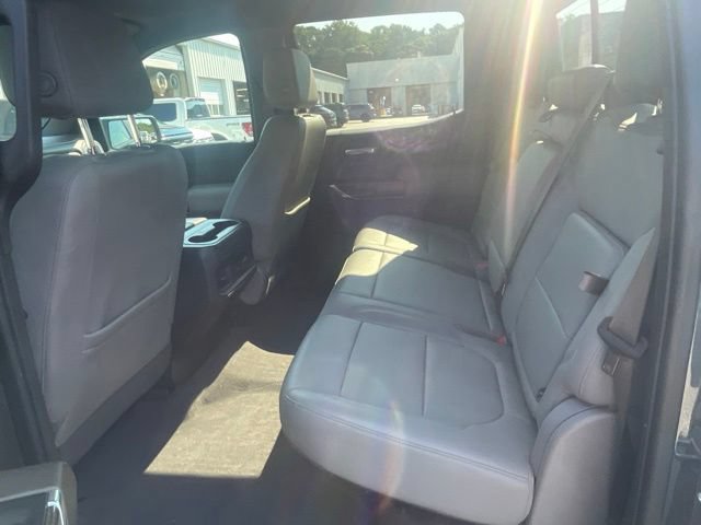 Used 2020 Chevrolet Silverado 1500 LT Trail Boss AWD/4WD image 9