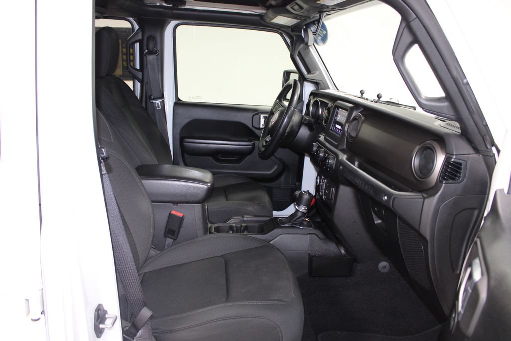 Used 2021 Jeep Wrangler Unlimited Sport AWD/4WD image 28