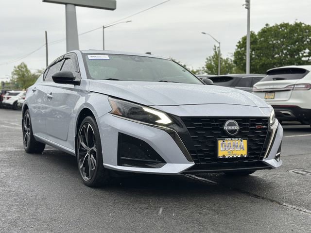Used 2024 Nissan Altima 2.5 SR w/ SR Premium Package AWD/4WD image 48