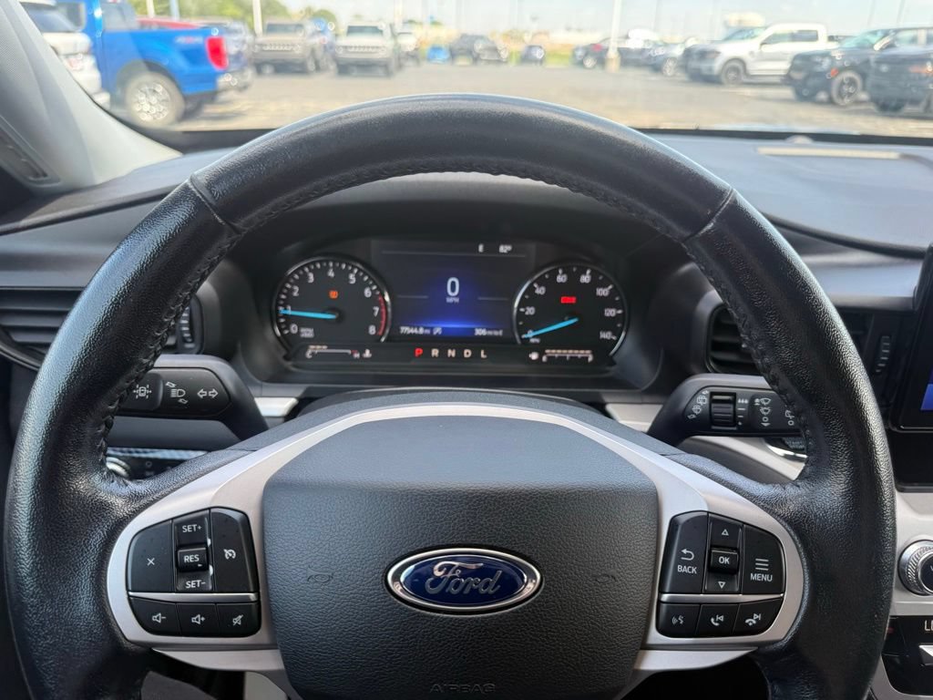 Certified 2021 Ford Explorer XLT RWD image 21