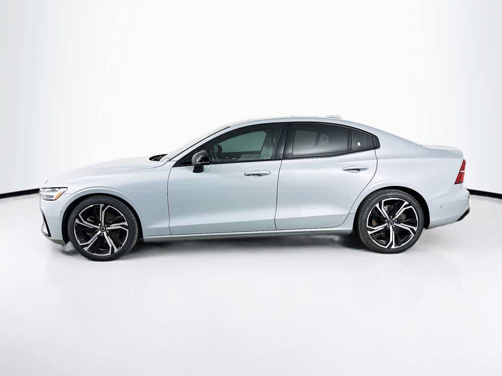 Used 2024 Volvo S60 B5 Plus w/ Protection Package Premier AWD/4WD image 3