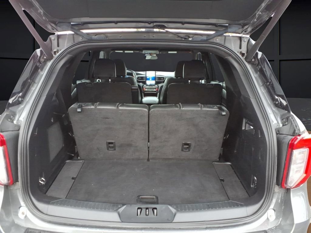 Certified 2022 Ford Explorer ST w/ Equipment Group 401A image 32