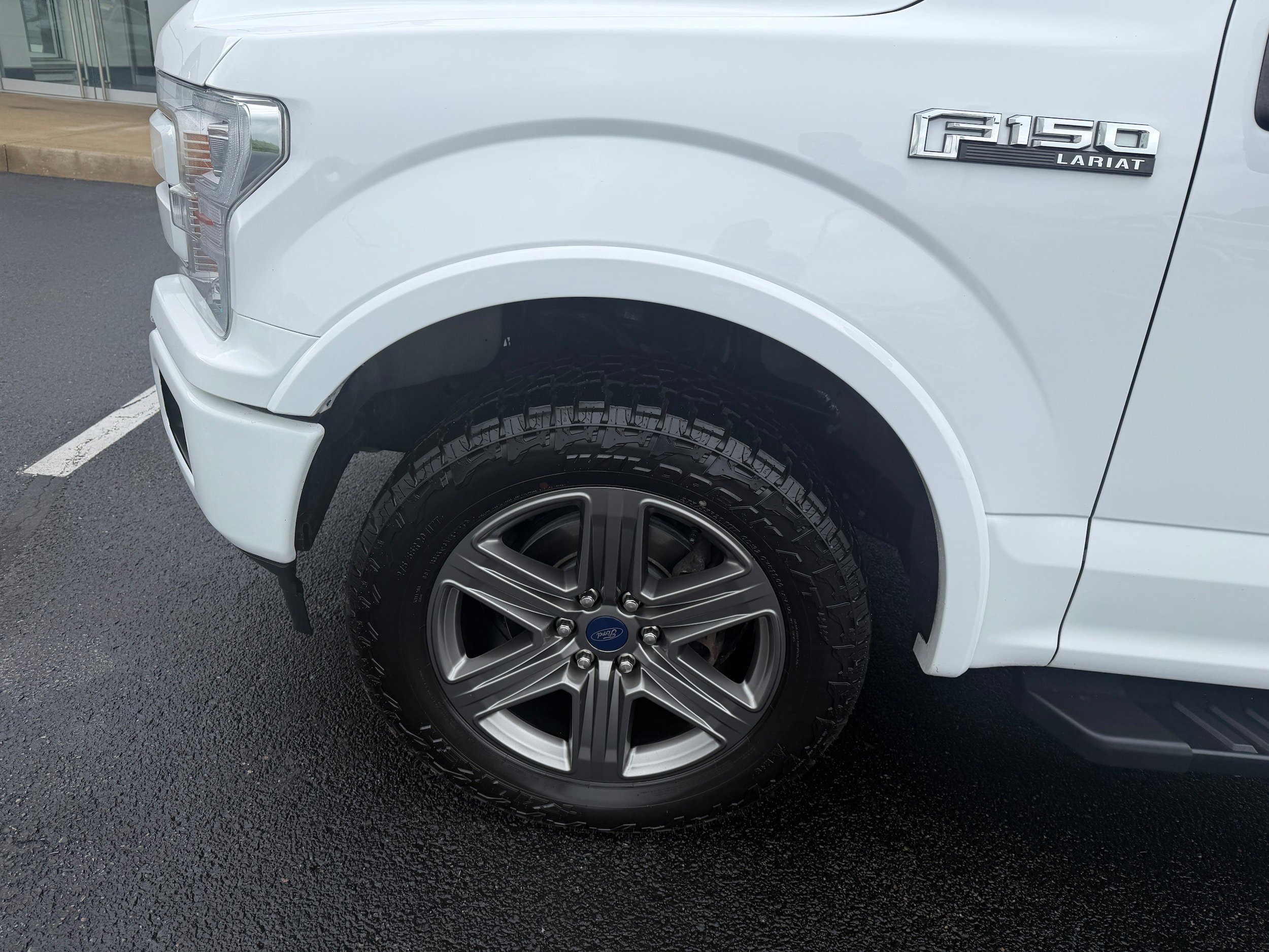 Certified 2020 Ford F150 Lariat w/ Equipment Group 502A Luxury AWD/4WD image 12