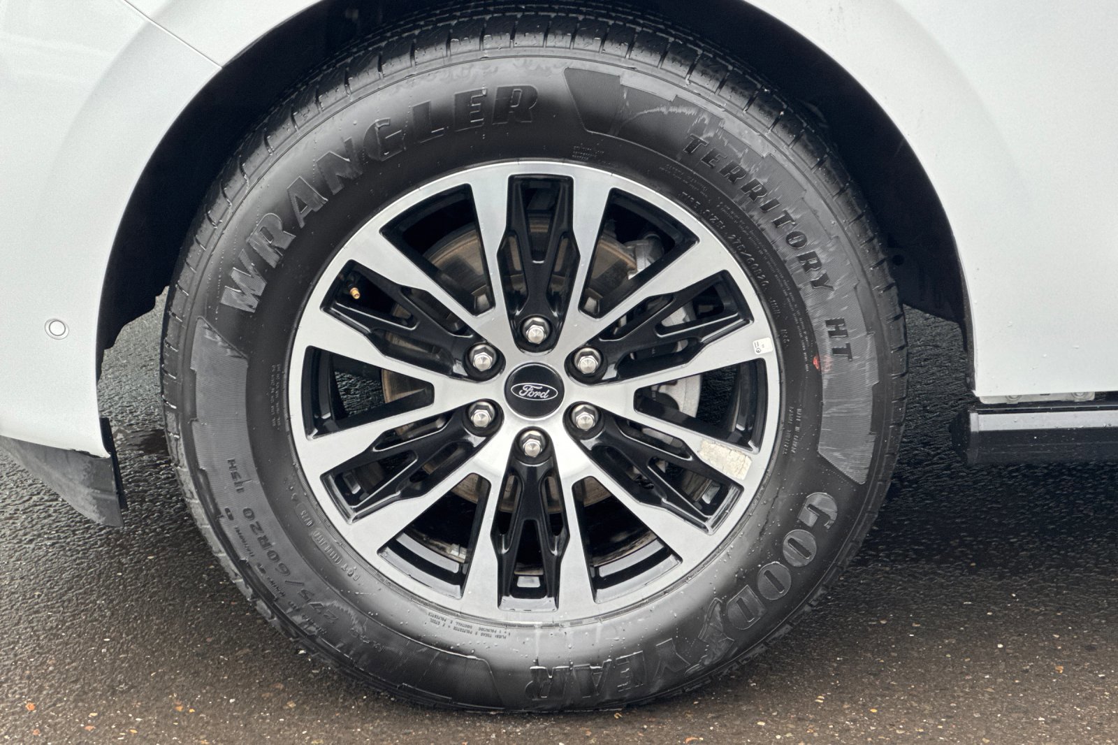 Certified 2025 Ford Expedition Platinum AWD/4WD image 28