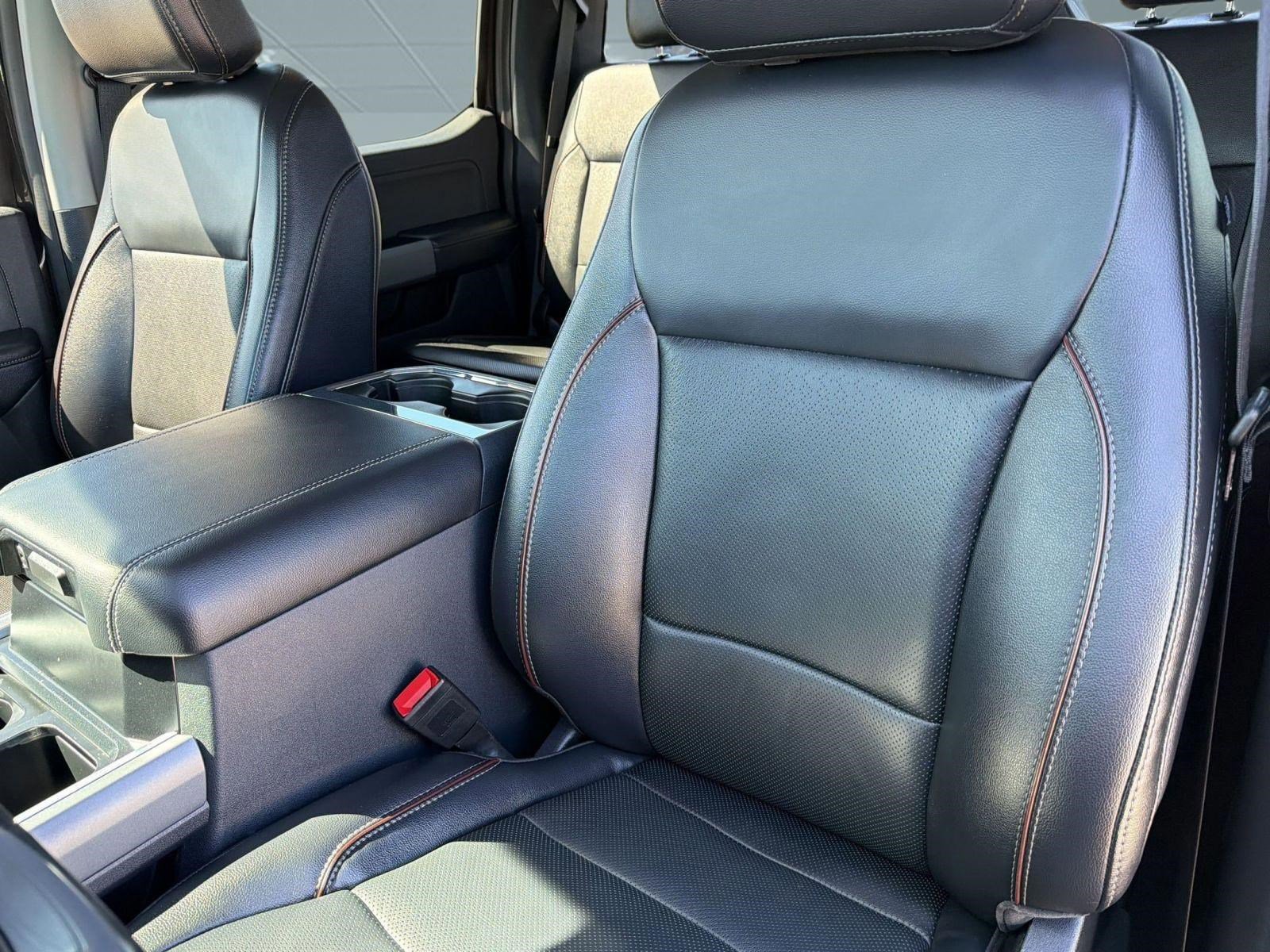 Certified 2024 Ford F250 Lariat w/ Black Appearance Package image 25