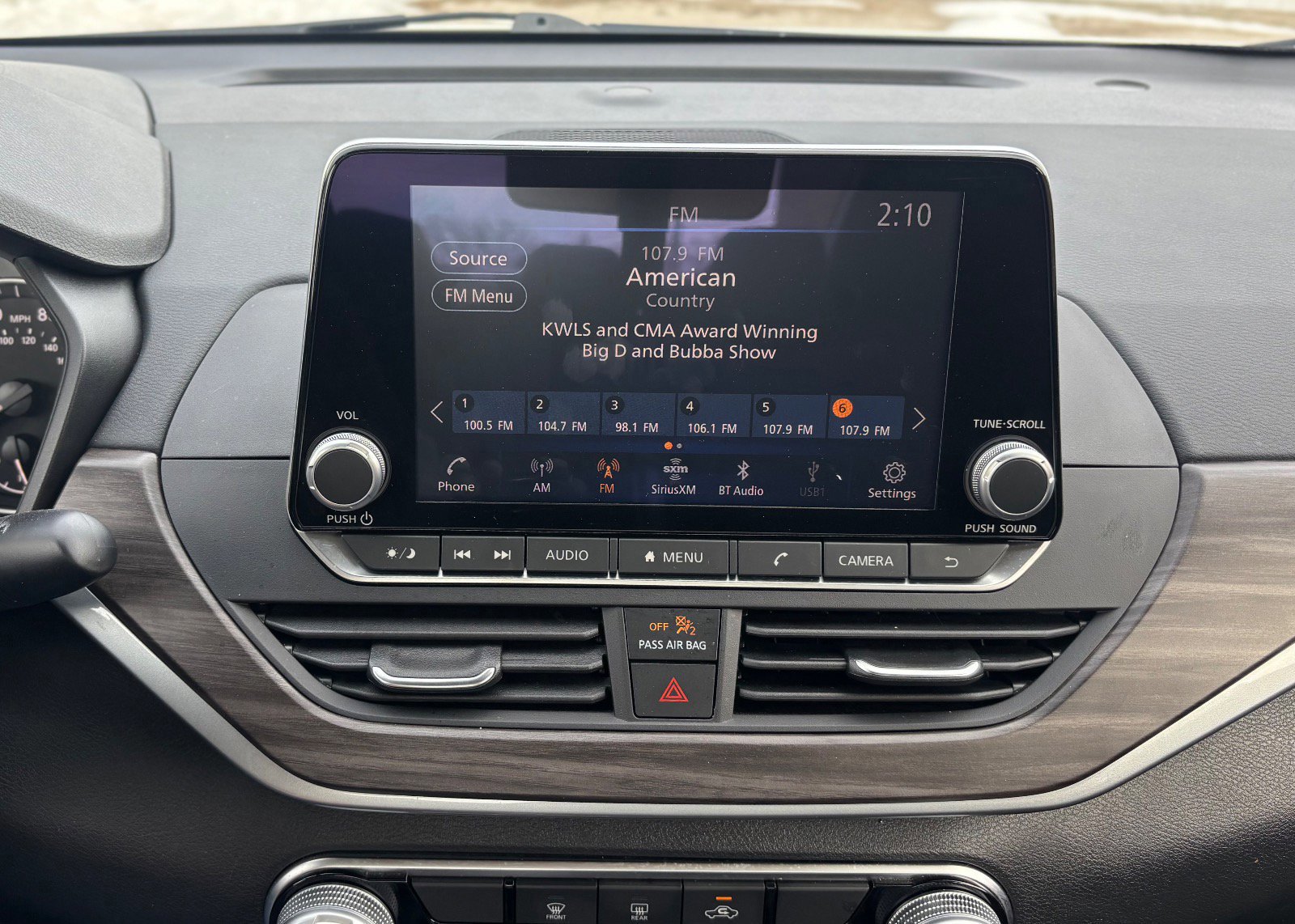 Used 2025 Nissan Altima 2.5 SV image 36