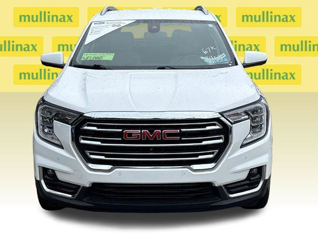 Used 2022 GMC Terrain SLT w/ Tech Package FWD image 14