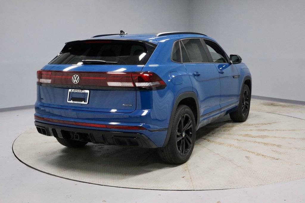 Used 2025 Volkswagen Atlas Cross Sport SEL R-Line AWD/4WD image 5