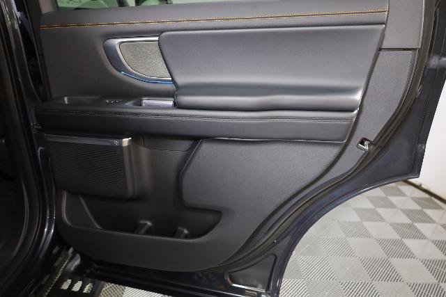 Certified 2025 Ford Expedition Tremor AWD/4WD image 32