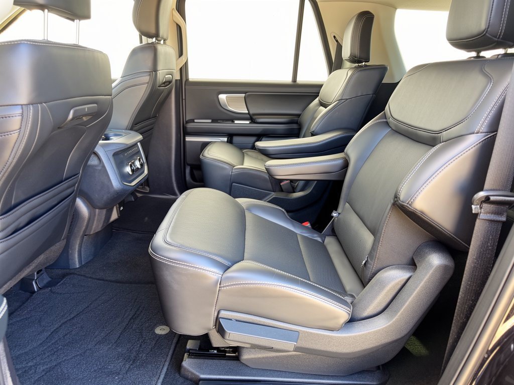 Certified 2025 Ford Expedition Max Platinum AWD/4WD image 25