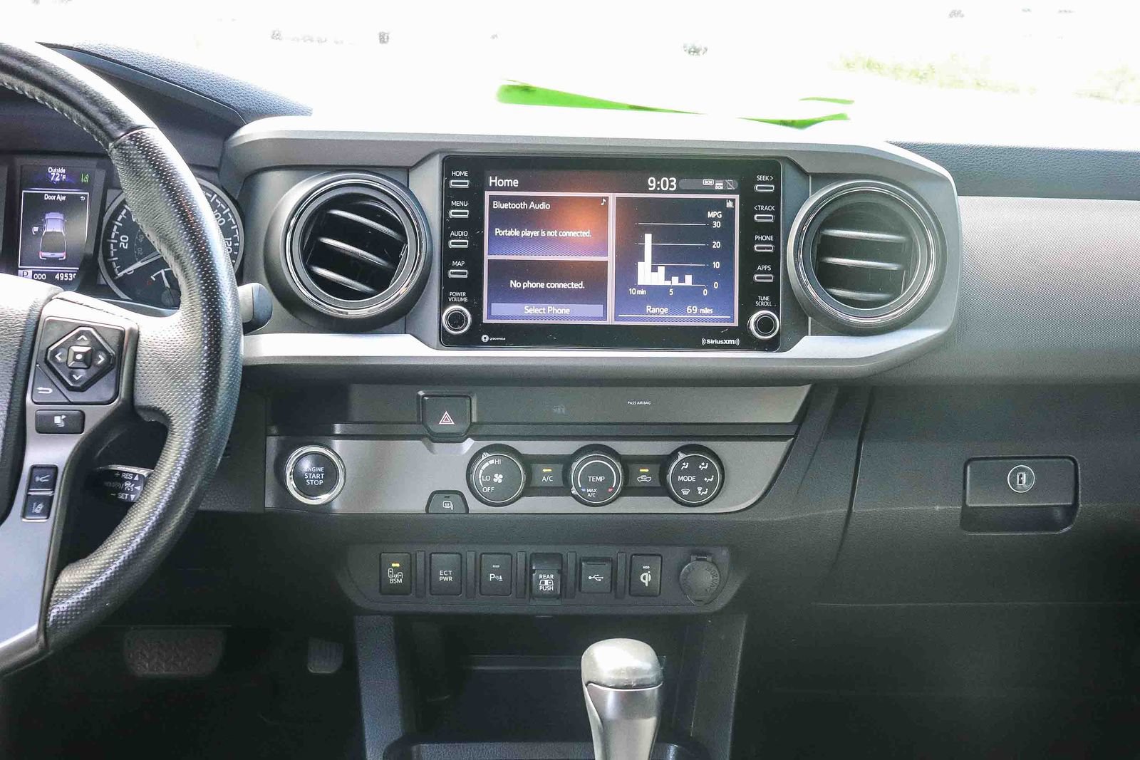 Used 2020 Toyota Tacoma TRD Sport w/ Technology Package RWD image 13