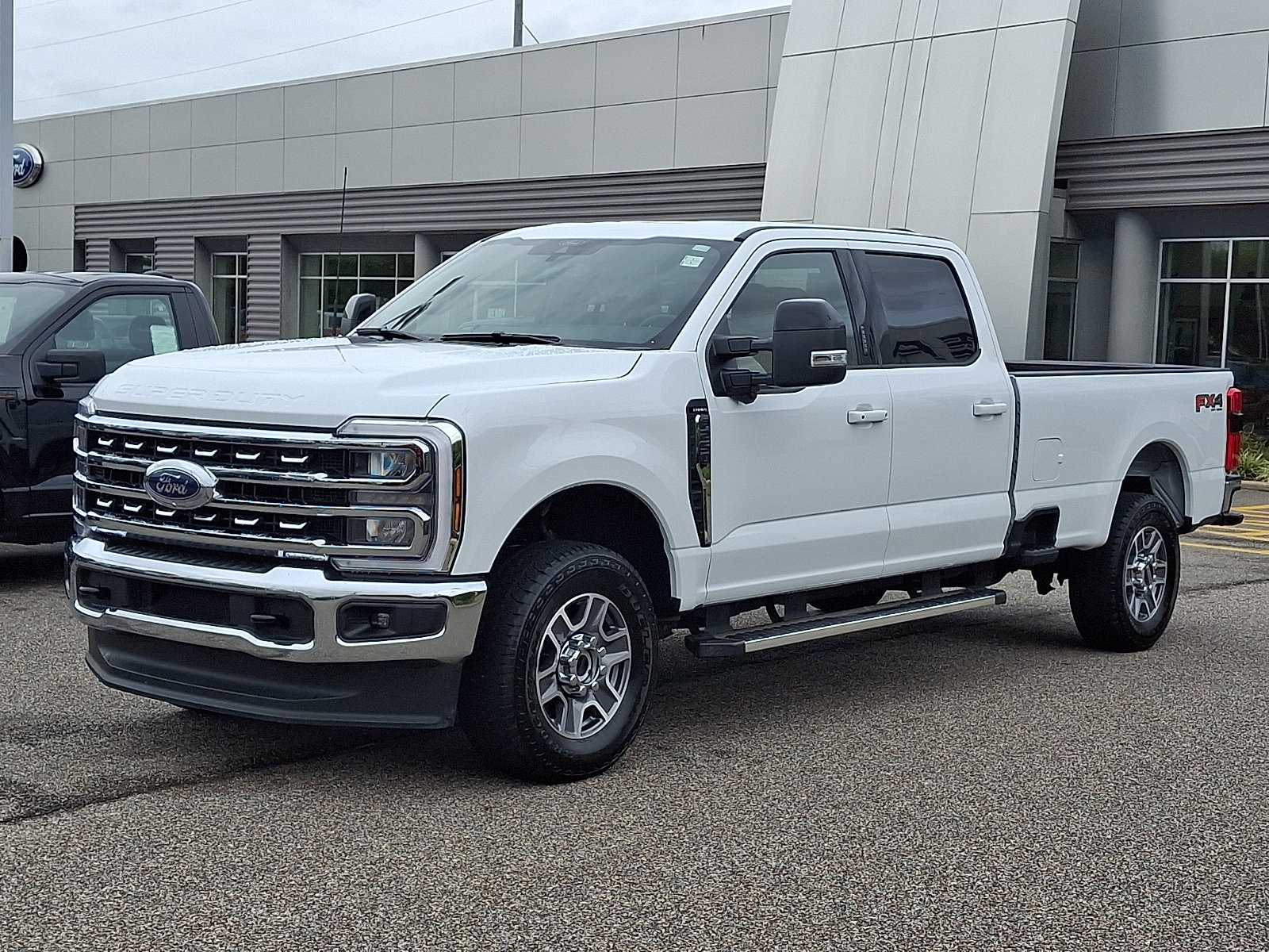 Certified 2026 Ford F250 Lariat w/ FX4 Off-Road Package AWD/4WD image 5