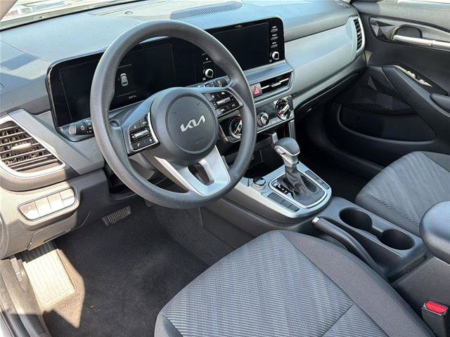 Used 2026 Kia Seltos LX FWD image 10