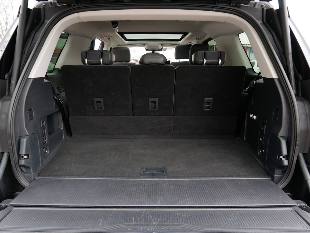 Certified 2025 Ford Expedition Active AWD/4WD image 10