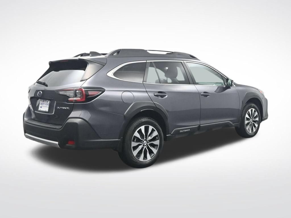 Used 2025 Subaru Outback Limited AWD/4WD image 6
