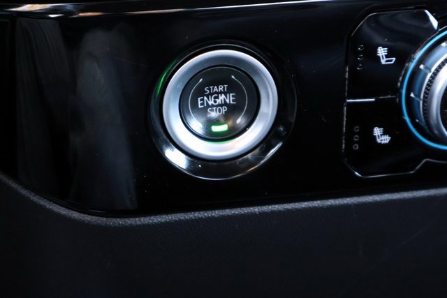 Used 2024 GMC Sierra 1500 SLT image 9