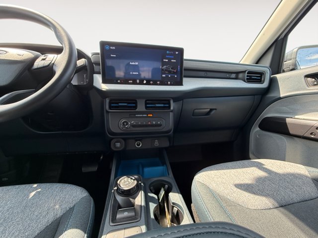 Certified 2025 Ford Maverick XLT FWD image 16
