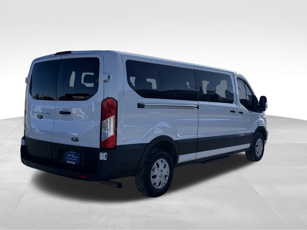 Certified 2022 Ford Transit 350 XLT image 6