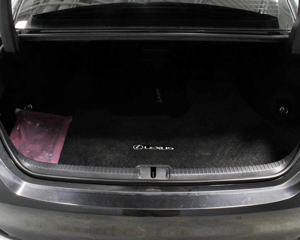 Used 2024 Lexus ES 250 w/ Premium Package AWD/4WD image 13