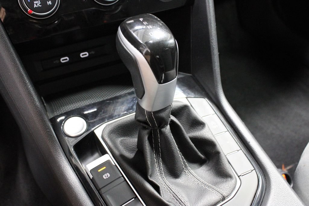 Used 2024 Volkswagen Taos S AWD/4WD image 32