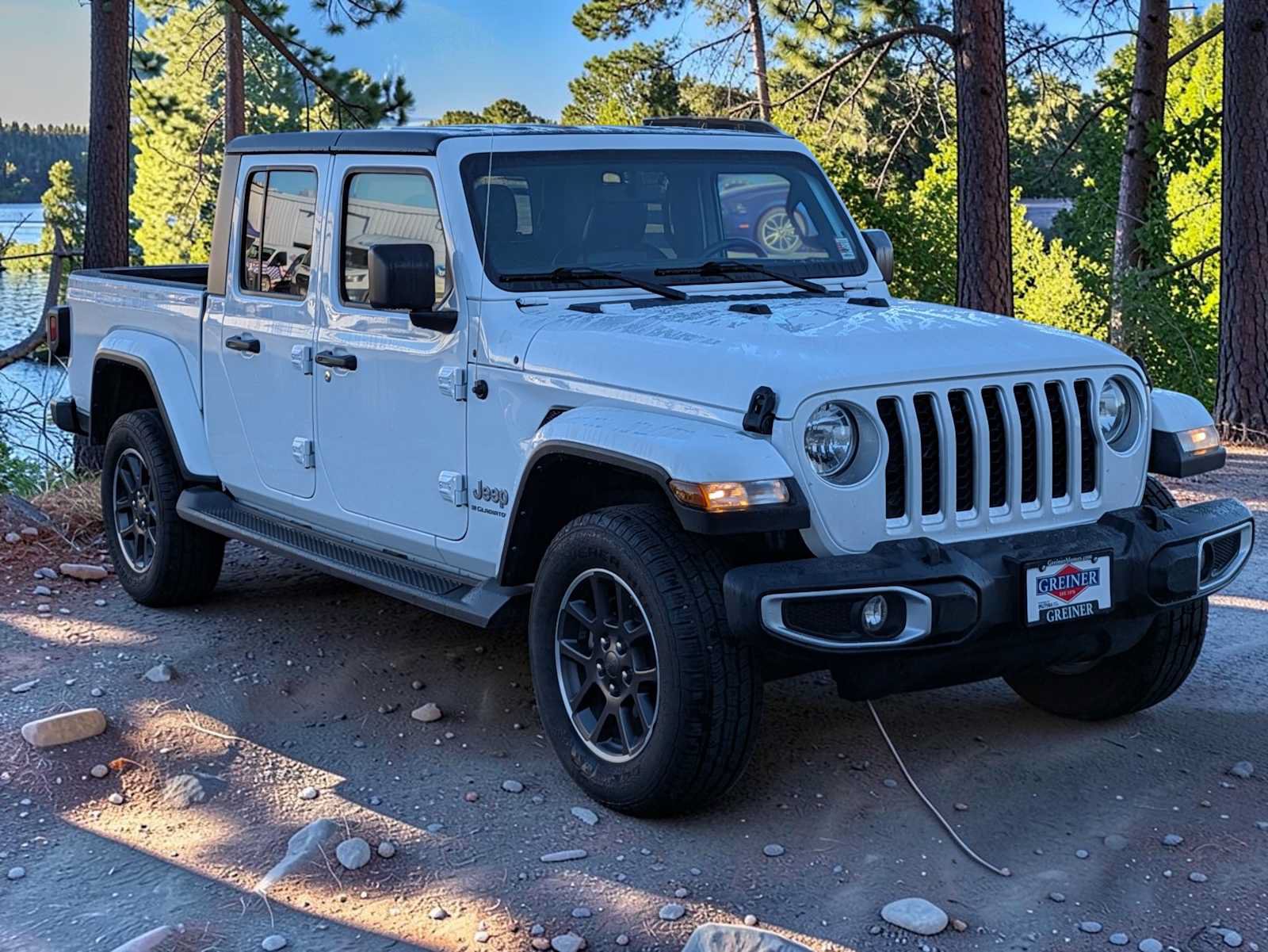 Used 2023 Jeep Gladiator Overland w/ Popular Equipment Package AWD/4WD image 8