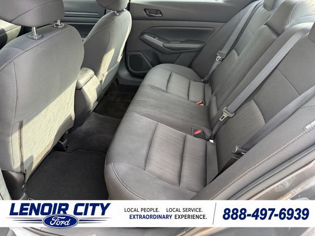 Used 2024 Nissan Altima 2.5 SV FWD image 11