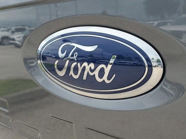 Certified 2022 Ford F150 XLT w/ Equipment Group 302A High image 13