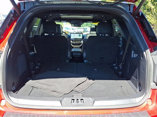 Certified 2025 Ford Explorer ST AWD/4WD image 29