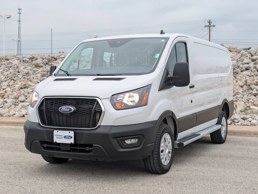 Certified 2025 Ford Transit 250 Low Roof w/ Exterior Upgrade Package RWD image 4