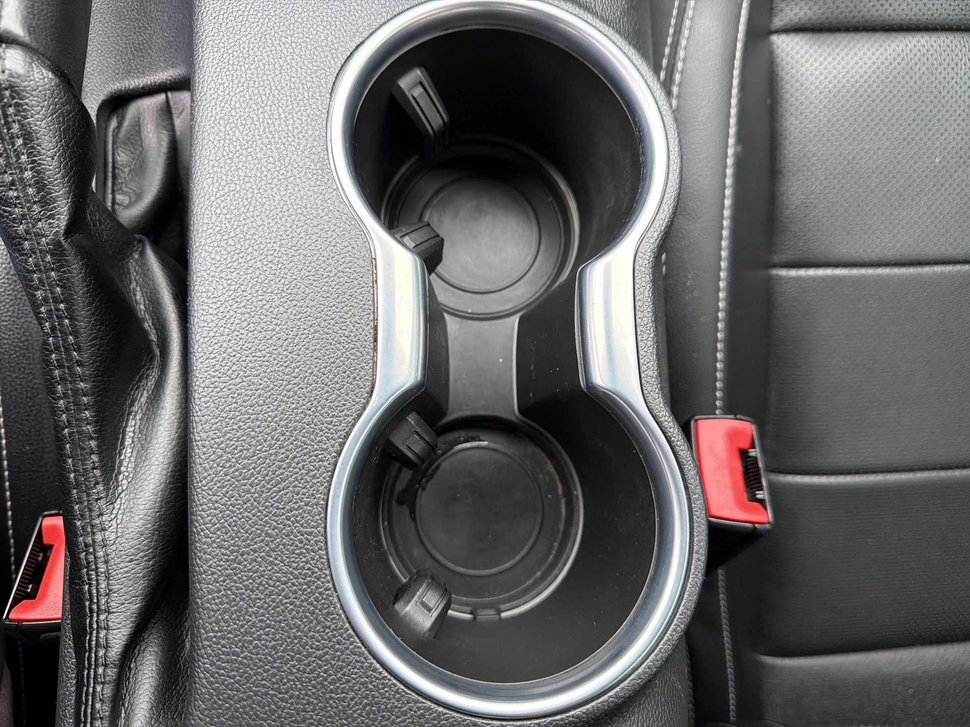 Certified 2022 Ford Mustang Premium w/ Black Accent Package image 15