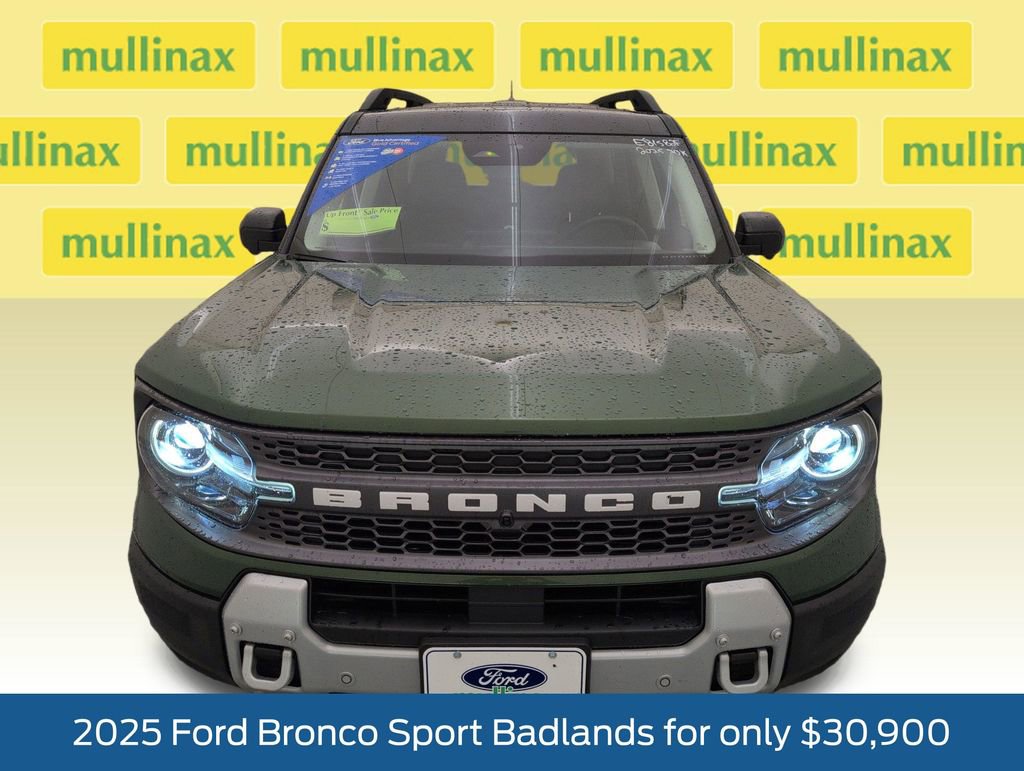 Certified 2025 Ford Bronco Sport Badlands AWD/4WD image 13