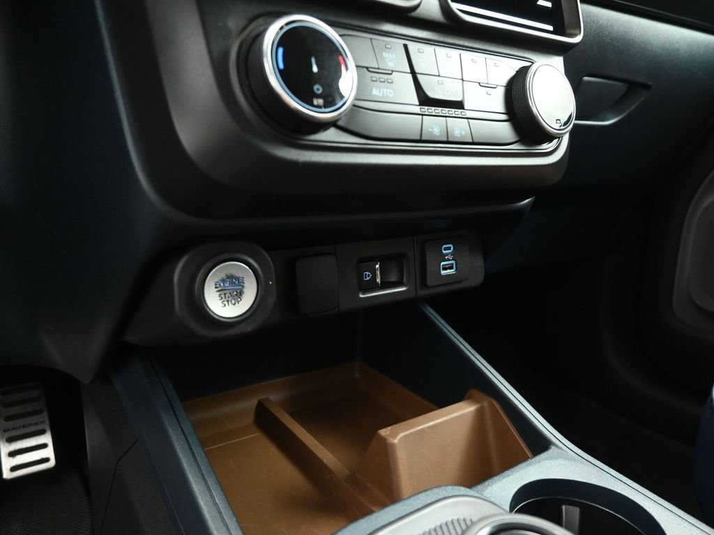 Certified 2023 Ford Maverick Lariat w/ Equipment Group 500A Standard image 42