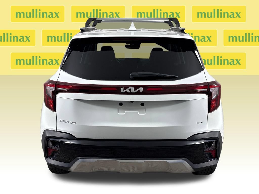 Used 2025 Kia Seltos EX w/ EX Sunroof Package AWD/4WD image 8