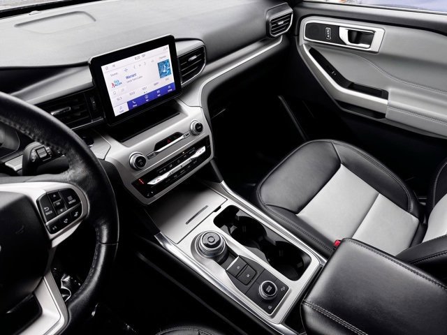 Certified 2022 Ford Explorer XLT w/ XLT Sport Appearance Package image 20