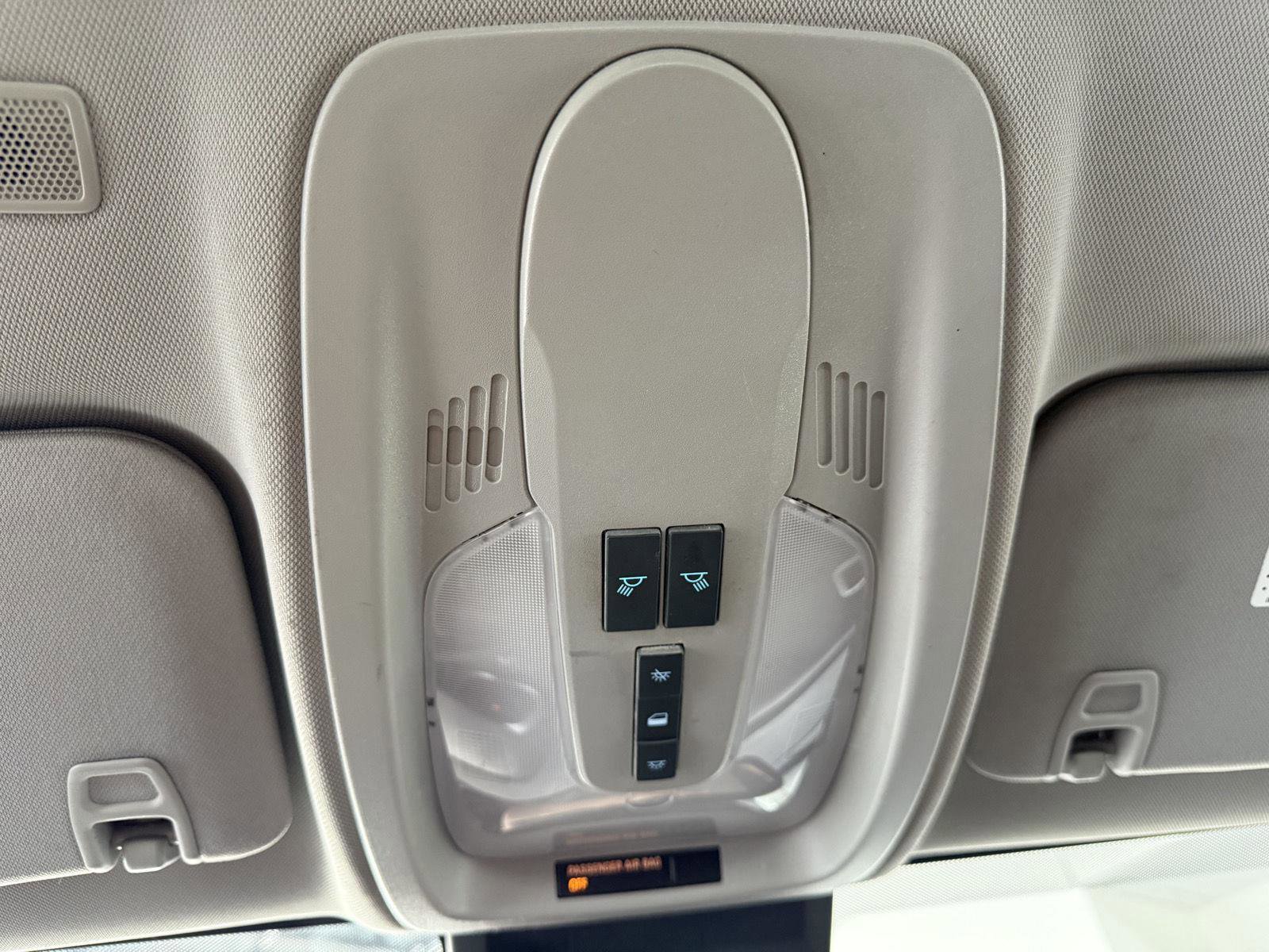 Used 2017 Chevrolet Equinox LS FWD image 28