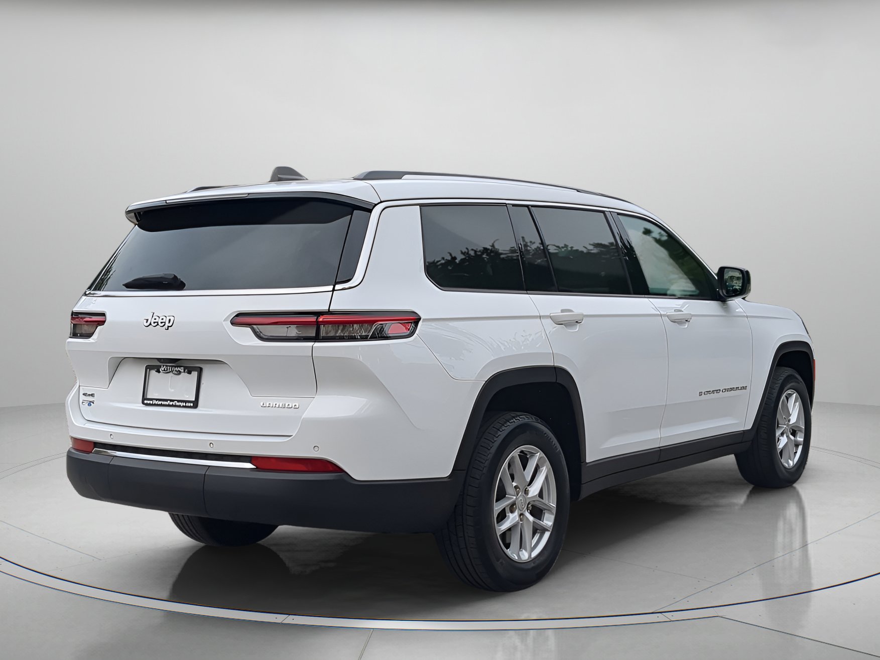 Used 2024 Jeep Grand Cherokee L Laredo AWD/4WD image 40